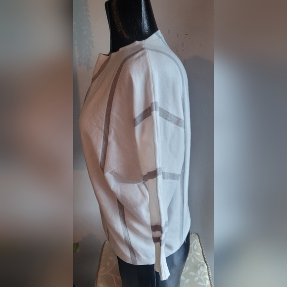 Vila Milano White and Silver Striped Dolman Sleeve Sweater S - Picture 5 of 7